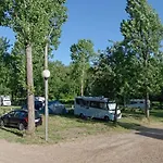 Spacieux Pour 6 Personnes à Aires - Api-1-52-850 Les Aires