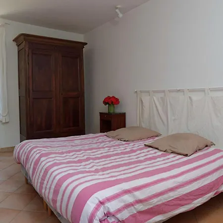 Spacieux Pour 6 Personnes A Aires - Api-1-52-850 مكان تخييم Les Aires