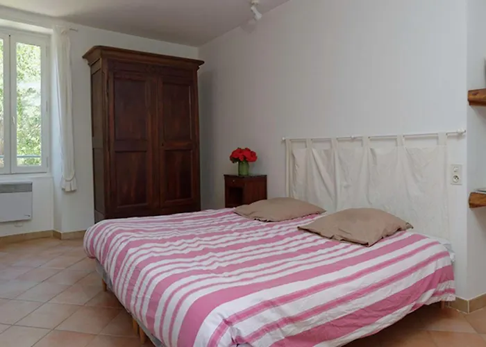 Spacieux Pour 6 Personnes A Aires - Api-1-52-850 Campingplatz Les Aires